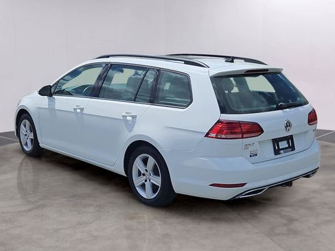 Used 2018 Volkswagen Golf SE FWD image 6