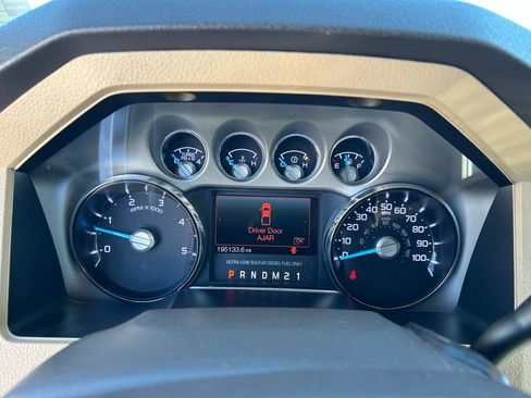 Used 2015 Ford F250 Lariat w/ Lariat Ultimate Package image 14