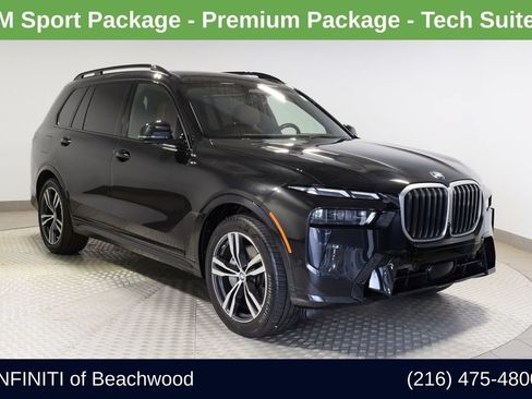 Used 2024 BMW X7 xDrive40i w/ M Sport Package AWD/4WD image 1
