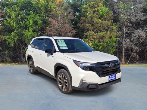 New 2026 Subaru Forester Touring AWD/4WD image 15
