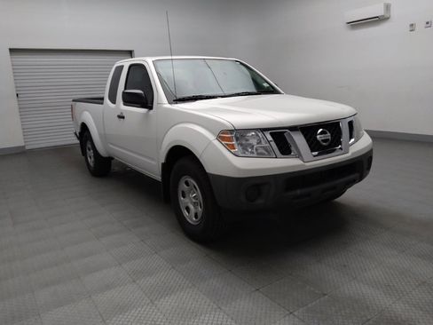 Used 2021 Nissan Frontier S w/ S Utility Package image 13