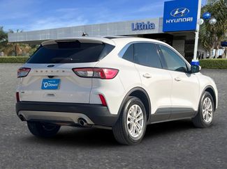 Used 2021 Ford Escape SE video 2