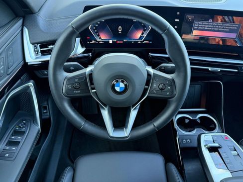 Used 2025 BMW X2 xDrive28i image 15