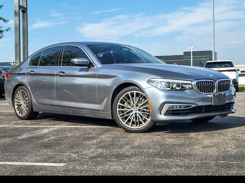 Used 2018 BMW 530i xDrive AWD/4WD image 1