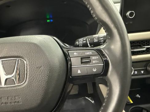 Certified 2024 Honda HR-V EX-L image 30