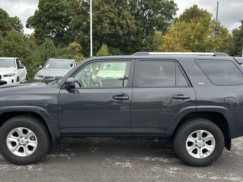 Used 2024 Toyota 4Runner SR5 image 7