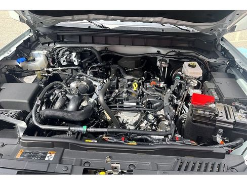 Used 2024 Ford Bronco Outer Banks image 10