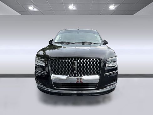 Used 2024 Lincoln Navigator L Black Label AWD/4WD image 6