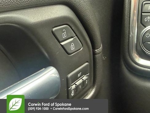 Used 2019 GMC Sierra 1500 SLT w/ SLT Premium Package AWD/4WD image 20