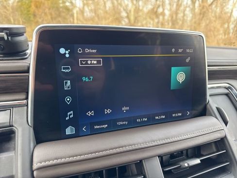 Used 2023 Chevrolet Suburban Z71 w/ Z71 Off-Road Package image 20