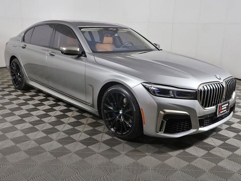 Used 2020 BMW M760i xDrive w/ Luxury Rear Seating Package AWD/4WD image 68