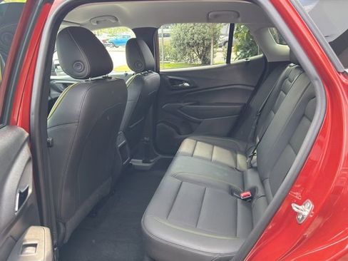 Used 2024 Chevrolet Trax ACTIV w/ Driver Confidence Package FWD image 12