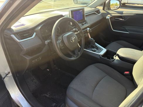 Used 2023 Toyota RAV4 XLE AWD/4WD image 11