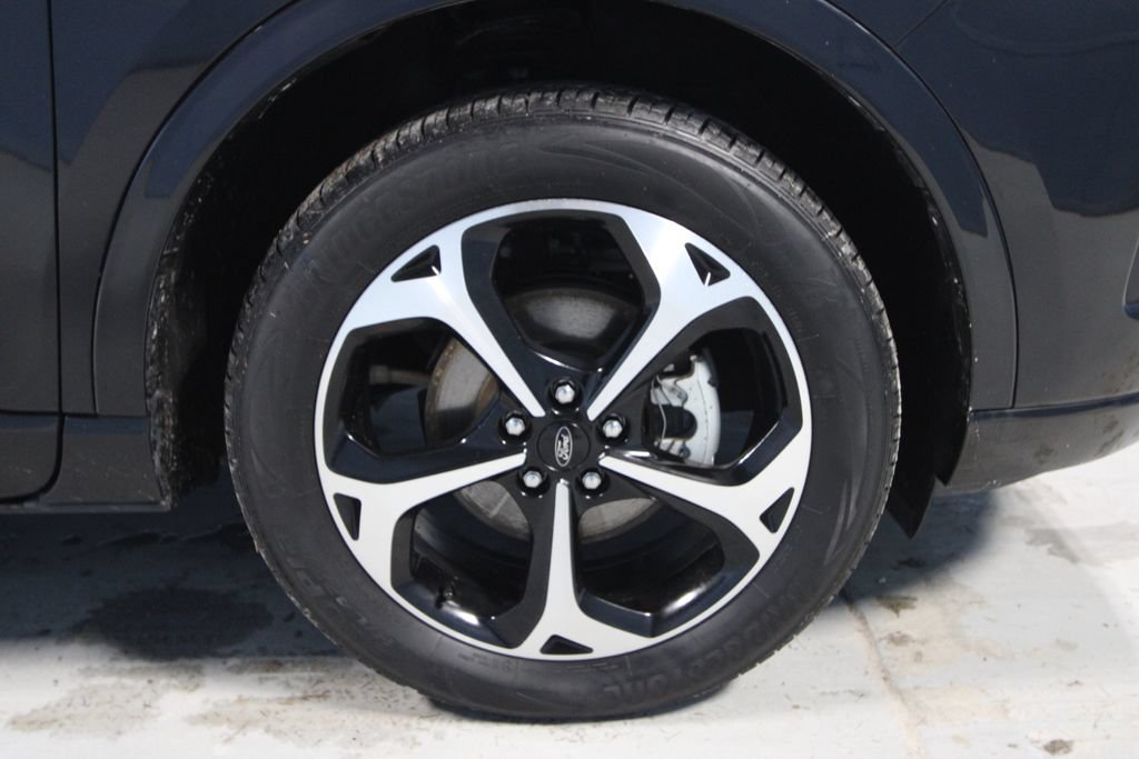 Used 2025 Ford Escape ST-Line Elite w/ Premium Technology Package AWD/4WD image 32