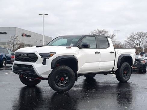 Used 2026 Toyota Tacoma TRD Pro image 2