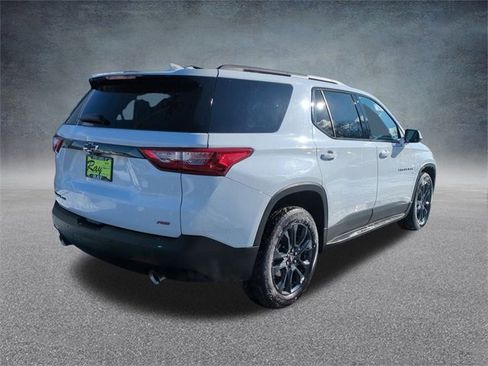Certified 2021 Chevrolet Traverse RS w/ LPO, Floor Liner Package image 9