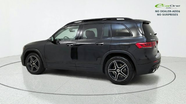 Used 2023 Mercedes-Benz GLB 250 w/ AMG Line image 5
