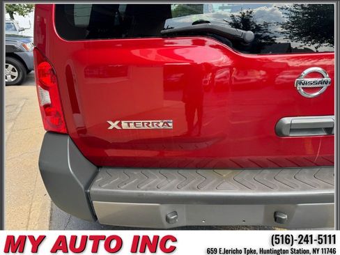 Used 2014 Nissan Xterra X AWD/4WD image 32