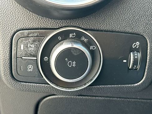 Used 2022 Alfa Romeo Stelvio Ti image 28