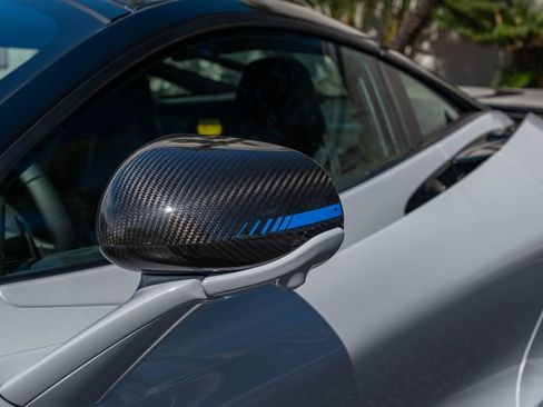 New 2026 McLaren 750S image 26