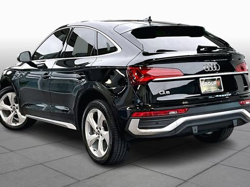 Used 2023 Audi Q5 2.0T Premium w/ Convenience Package image 12