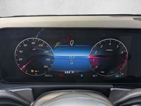 Used 2025 Mercedes-Benz GLB 250 image 10