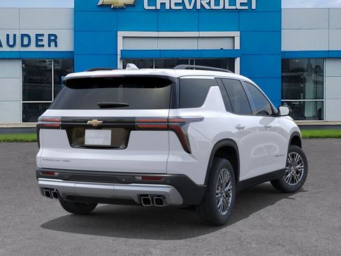 New 2026 Chevrolet Traverse LT image 4