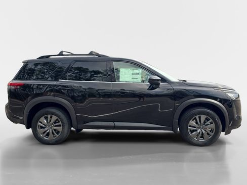 New 2026 Nissan Pathfinder SV image 6