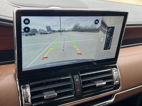 Used 2023 Lincoln Navigator L Reserve image 22