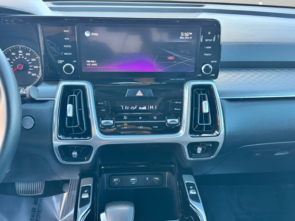 Used 2022 Kia Sorento SX AWD/4WD image 16