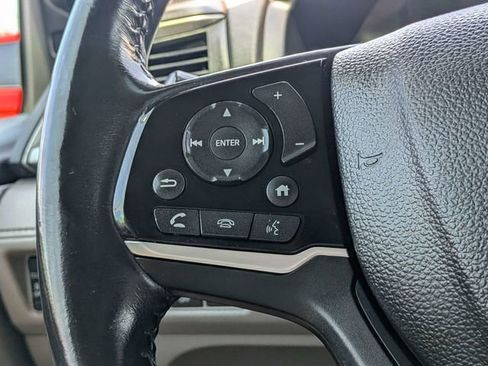 Used 2018 Honda Odyssey Touring image 27