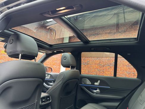 Used 2026 Mercedes-Benz GLE 350 4MATIC image 3