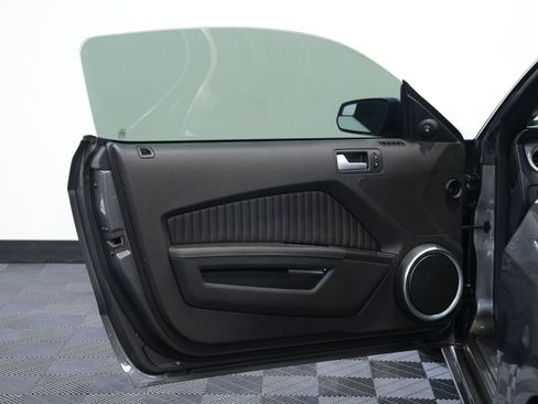 Used 2014 Ford Mustang Shelby GT500 w/ Equipment Group 821A image 21