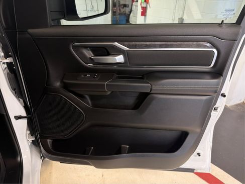 Used 2024 RAM 1500 Big Horn AWD/4WD image 25