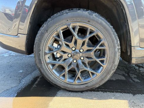 New 2025 Jeep Grand Cherokee Summit w/ High Altitude Package AWD/4WD image 22