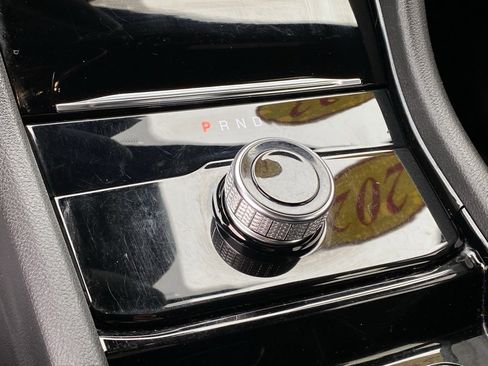 Used 2023 Jeep Grand Cherokee Altitude image 19