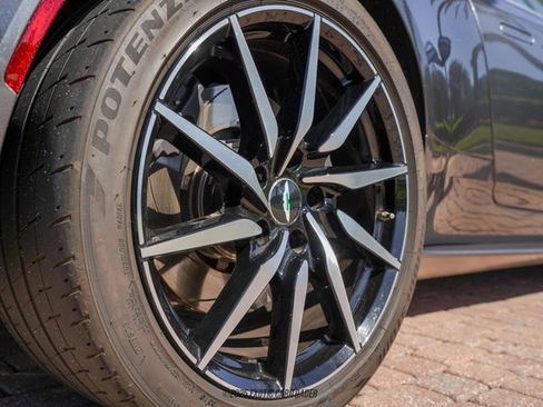 Used 2020 Aston Martin DB11 Volante image 58