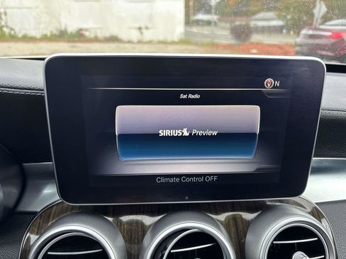 Used 2015 Mercedes-Benz C 400 4MATIC image 32