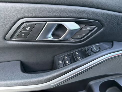 Used 2024 BMW 330i Sedan w/ Premium Package image 12