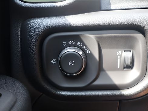 New 2026 RAM 3500 Tradesman AWD/4WD image 18