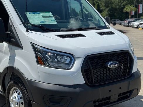 Used 2025 Ford Transit 150 Low Roof AWD image 2