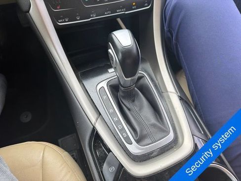 Used 2013 Ford Fusion SE FWD image 13