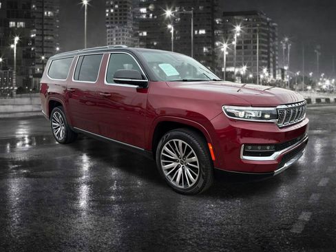Used 2024 Jeep Grand Wagoneer L Series III AWD/4WD image 8