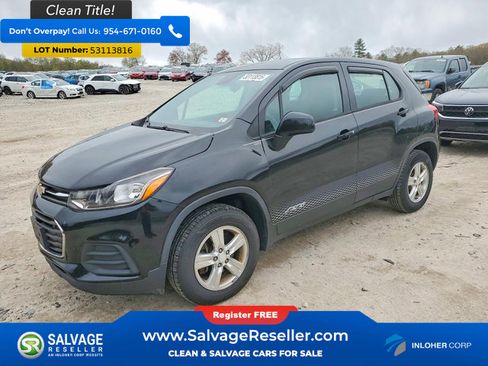 Used 2017 Chevrolet Trax LS AWD/4WD image 1