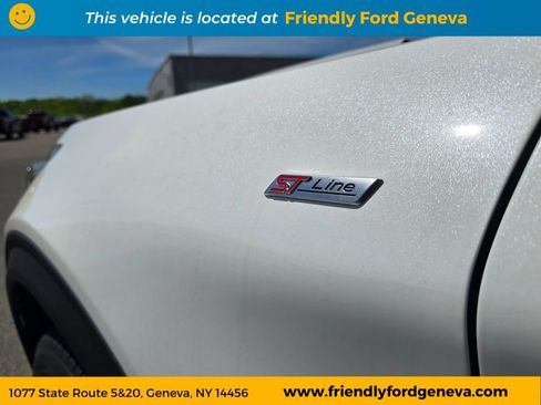 Used 2026 Ford Explorer ST-Line w/ ST-Line Street Pack AWD/4WD image 10