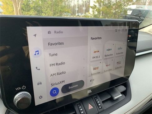 Used 2024 Toyota RAV4 Limited image 24