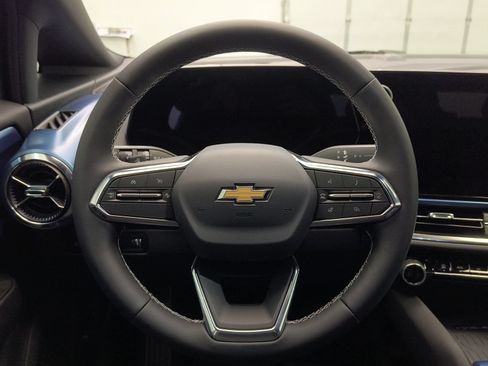 New 2026 Chevrolet Equinox EV LT w/ LPO, All-Weather Mat Package AWD/4WD image 15