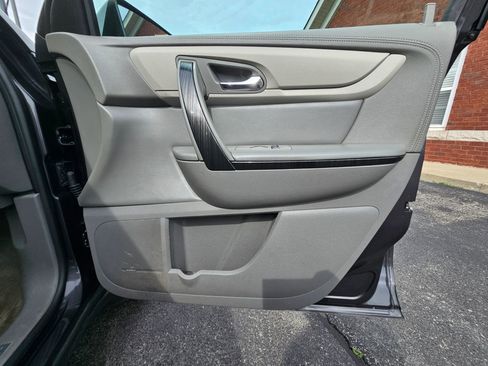 Used 2016 Chevrolet Traverse LTZ image 20