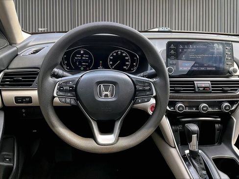 Used 2020 Honda Accord EX image 6