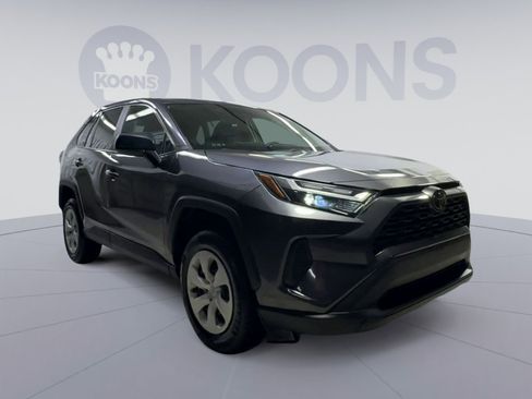 Used 2024 Toyota RAV4 LE AWD/4WD image 2